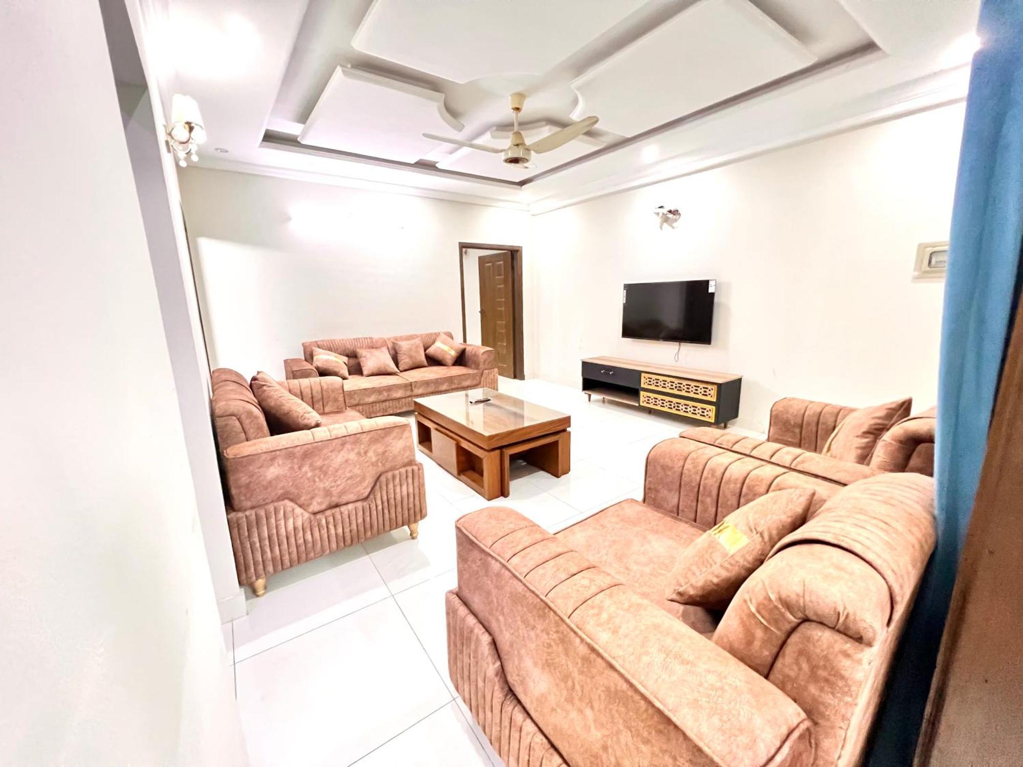 Luxury Apartment Hotel איסלמאבד מראה חיצוני תמונה