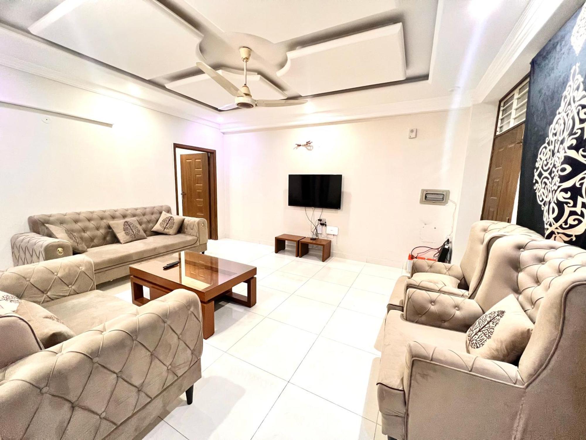 Luxury Apartment Hotel איסלמאבד מראה חיצוני תמונה